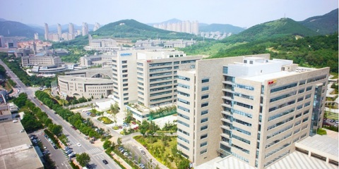 政策依賴(lài)下的數(shù)字文化創(chuàng)意 小鎮(zhèn)開(kāi)發(fā)商的商業(yè)模式困局與破局者